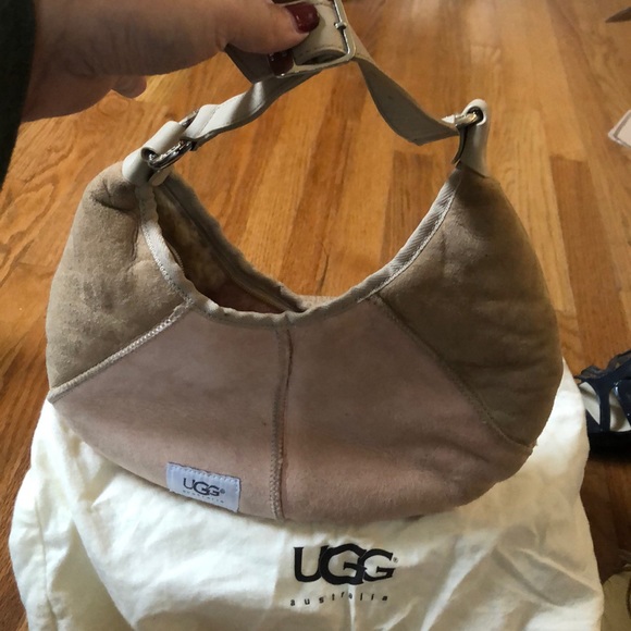 Ugg purse - Picture 2 of 3